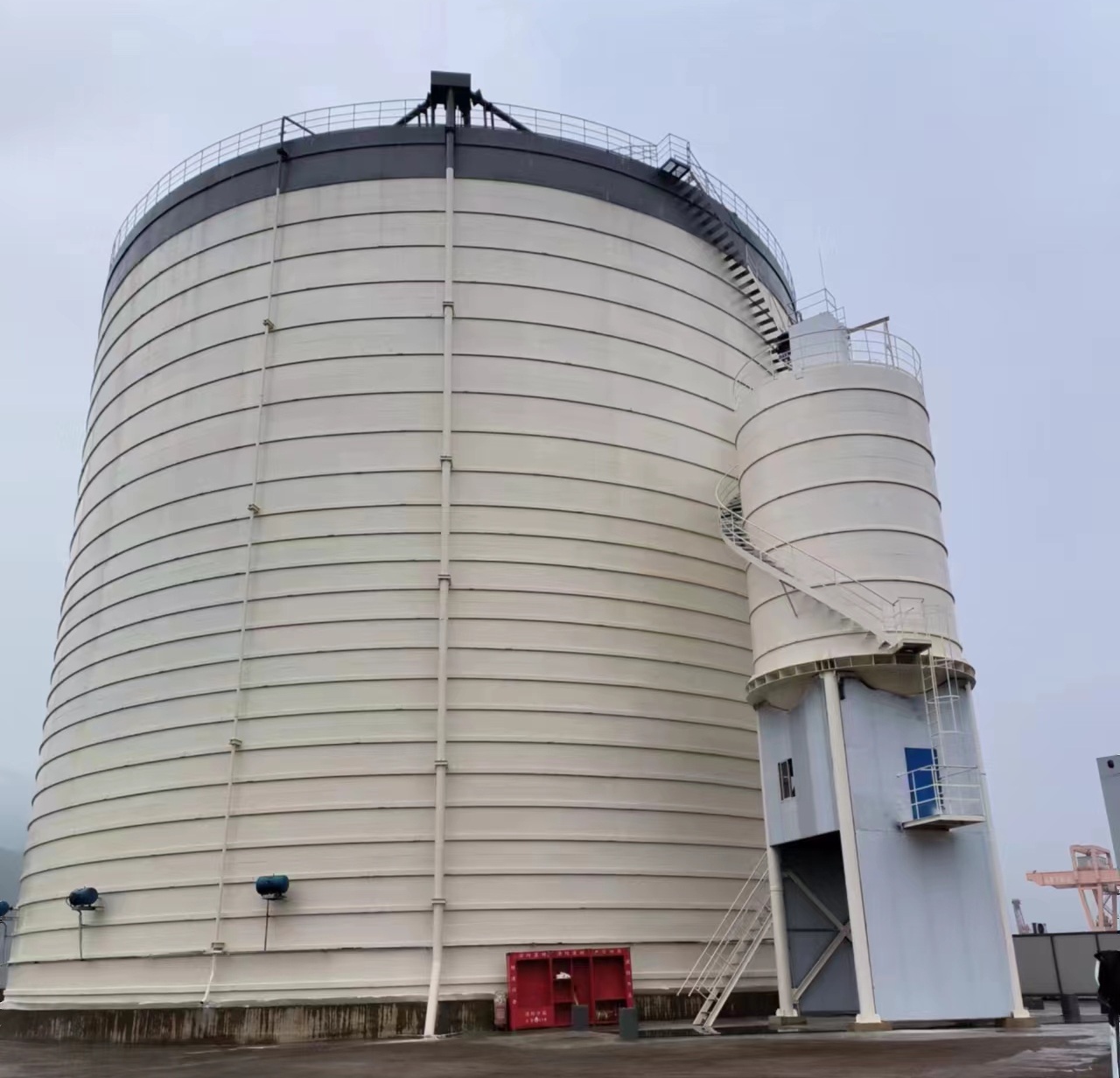 五湖渔场10万吨水泥钢板库